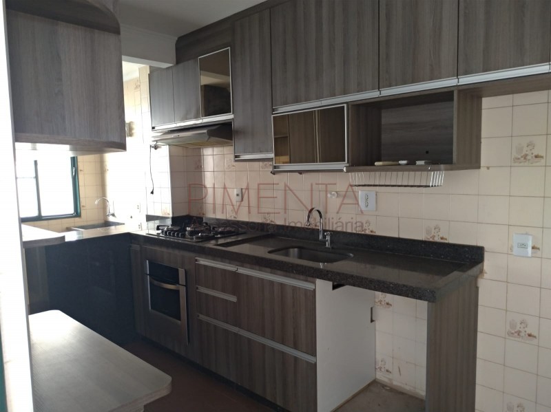 Apartamento à venda com 3 quartos, 76m² - Foto 4
